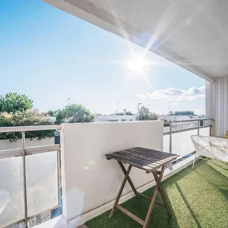 Le Calderini - Face Wifi Et Park Gratuit Calme - Résid Le Surcouf -top Pros Servicesconciergerie Motte *