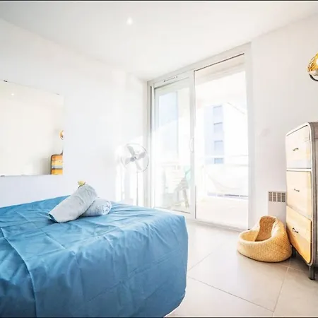 Le Calderini - Face Wifi Et Park Gratuit Calme - Résid Le Surcouf - Cohôteconciergerie Motte