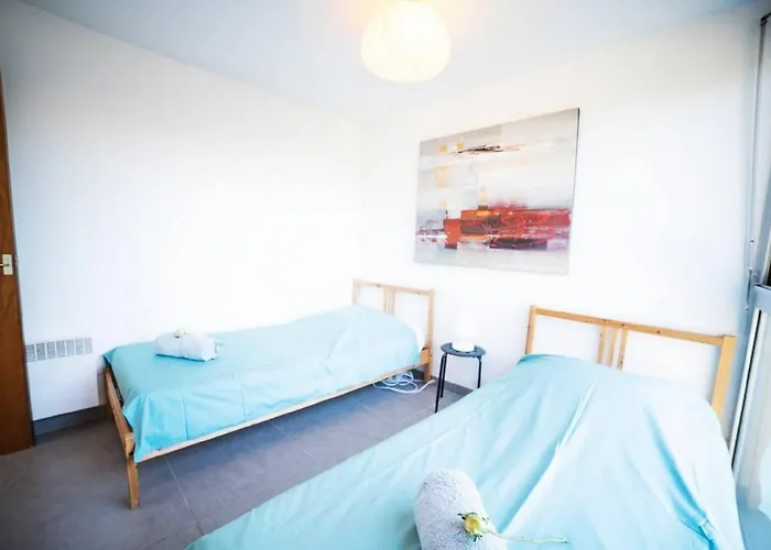 Le Calderini - Face Wifi Et Park Gratuit Calme - Resid Le Surcouf -top Pros Servicesconciergerie Motte Apartment *